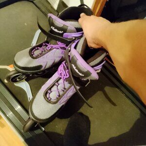 Purple Roller Blades Adjustable size unisex barely worn